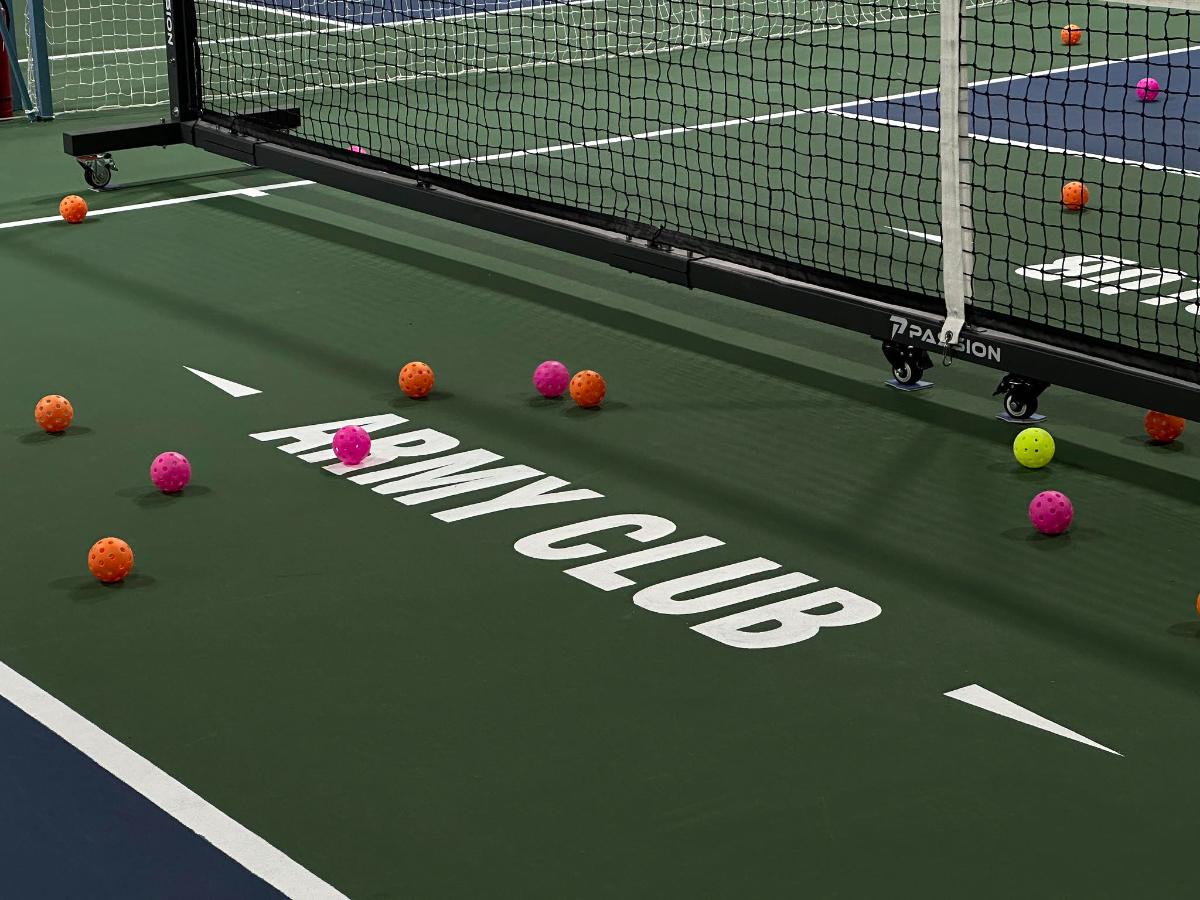 Sân Pickleball & Cầu Lông Army Club - 141 Hồ Đắc Di
