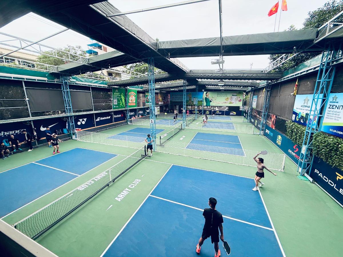 Sân Pickleball & Cầu Lông Army Club - 141 Hồ Đắc Di