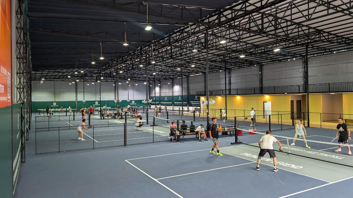 Sân Pickleball Trung Em Legend BMT
