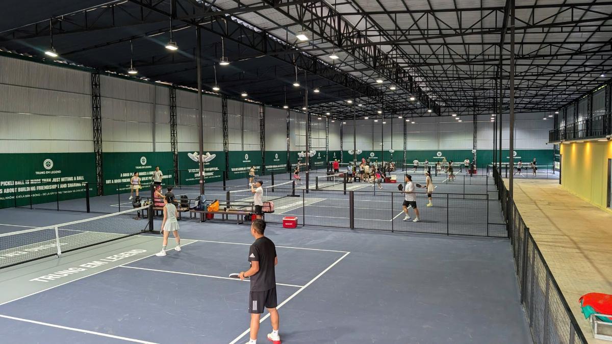 Sân Pickleball Trung Em Legend BMT