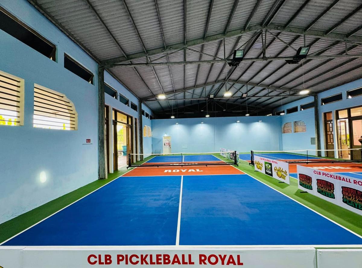 Sân Pickleball Royal