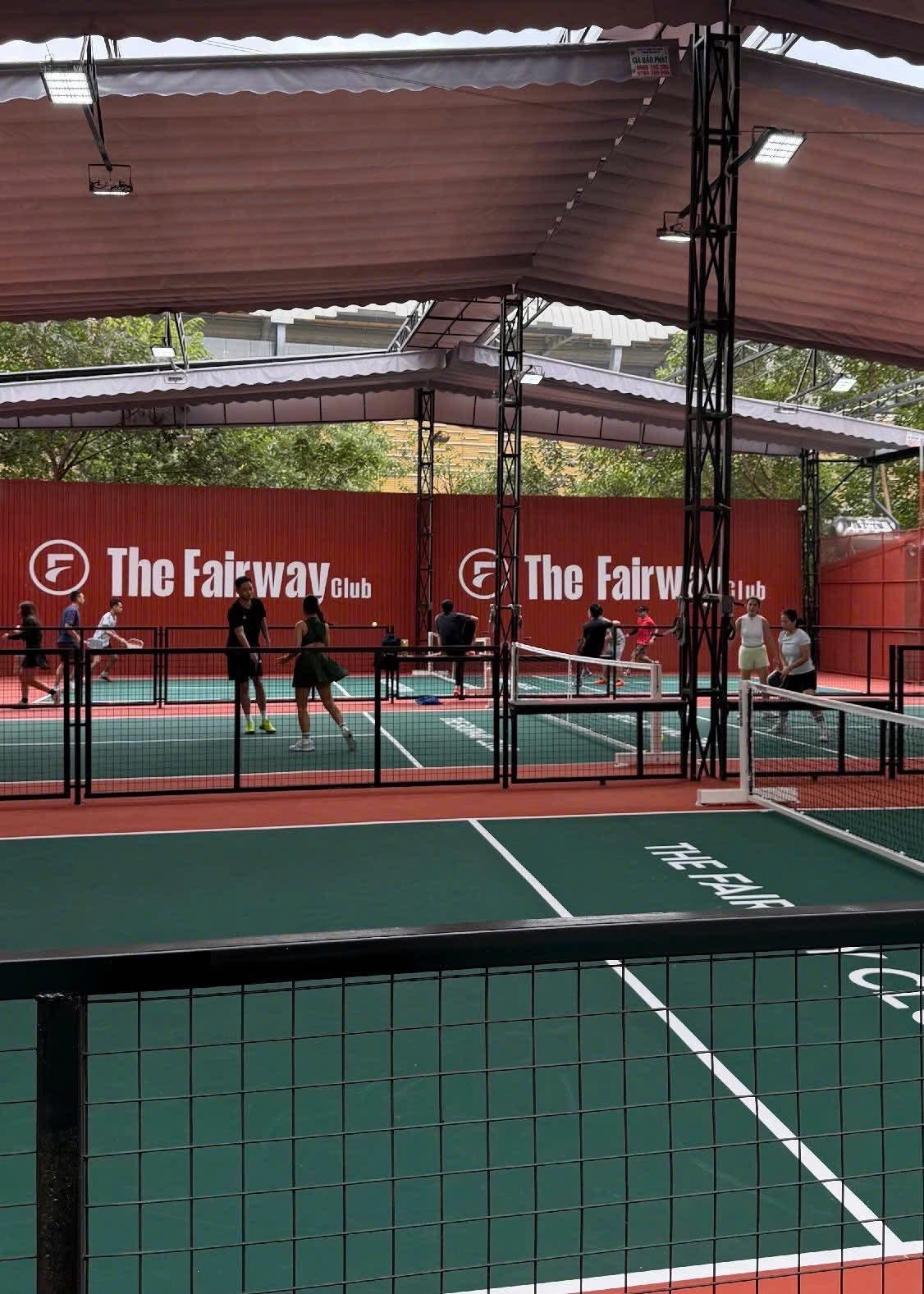 Sân Pickleball The Fairway Club