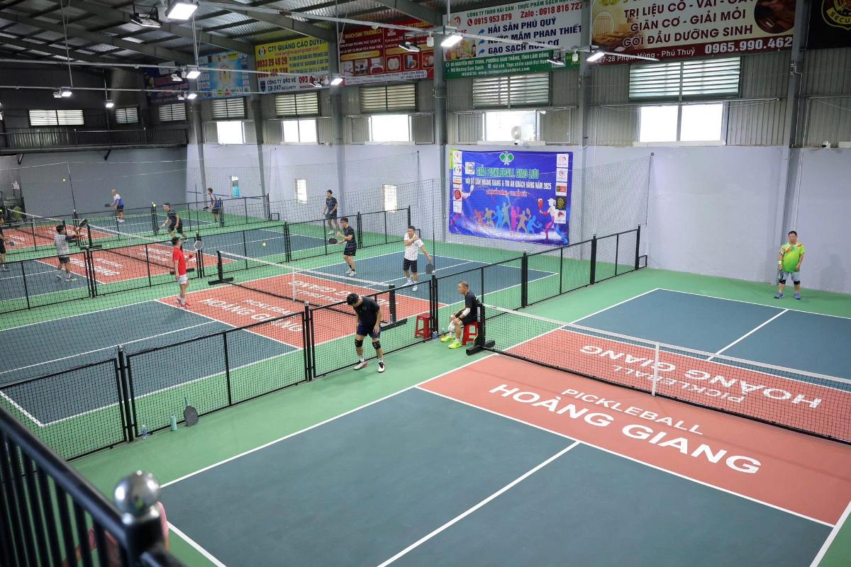 Sân Pickleball Hoàng Giang