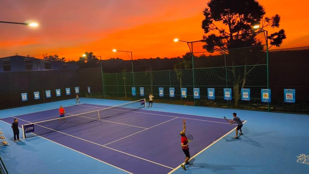 Sân Pickleball & Tenis Hồng Ton Sports Club