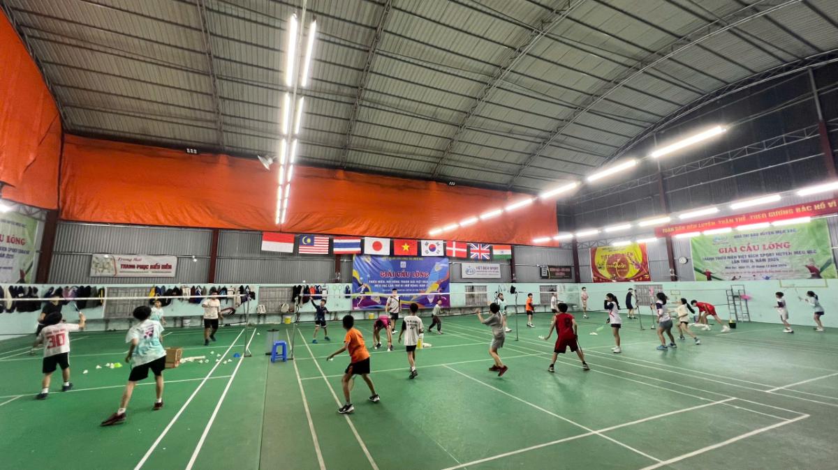 Sân Cầu Việt Bích Mèo Vạc Sân Cầu Việt Bích Mèo Vạc