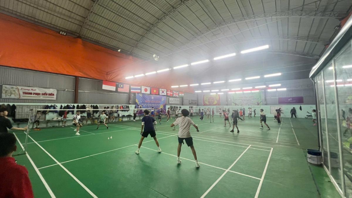 Sân Cầu Việt Bích Mèo Vạc Sân Cầu Việt Bích Mèo Vạc