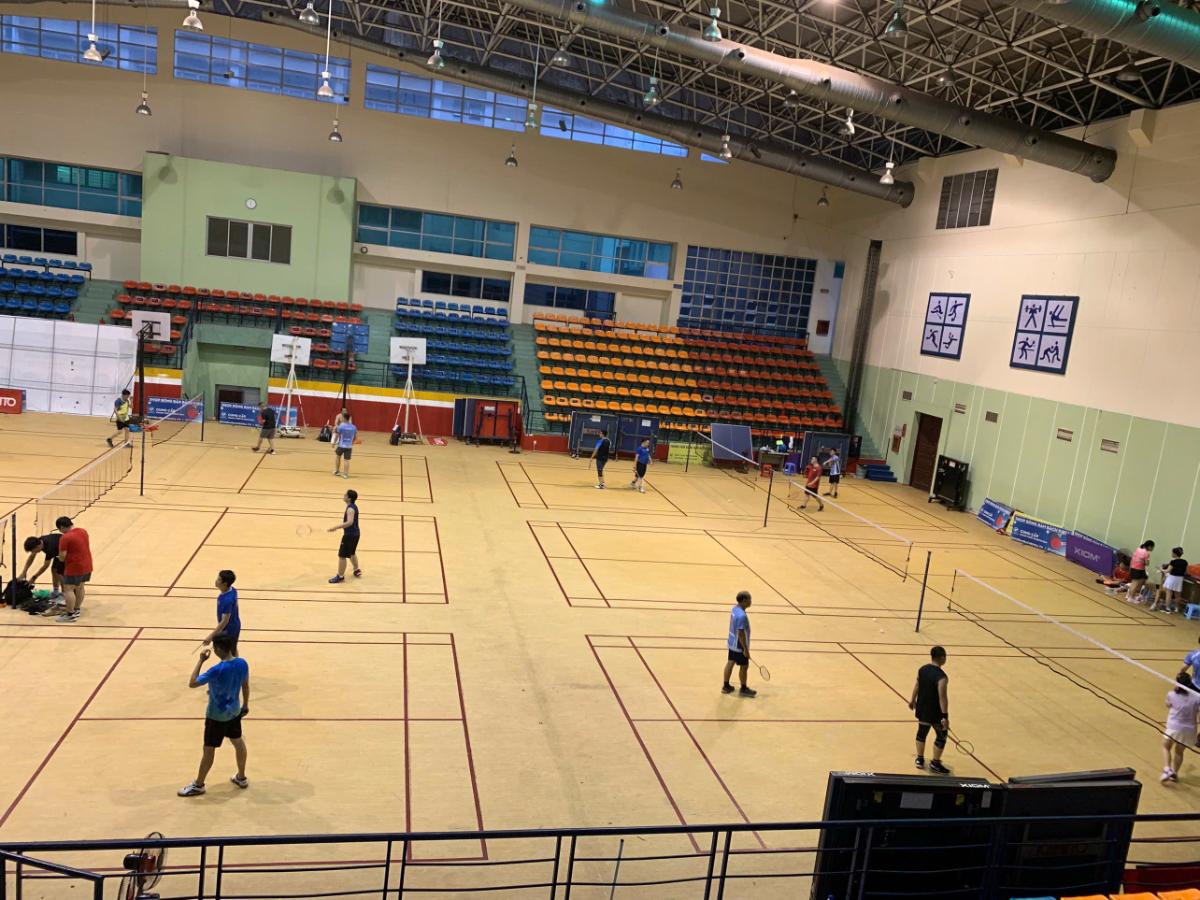 Sân Cầu Lông Nhà Thi Đấu Bách Khoa Sân Cầu Lông Nhà Thi Đấu Bách Khoa