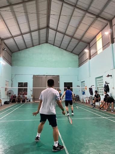 Sân Cầu Lông Văn Đích