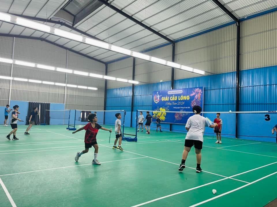 Sân Cầu Lông Tùng Anh