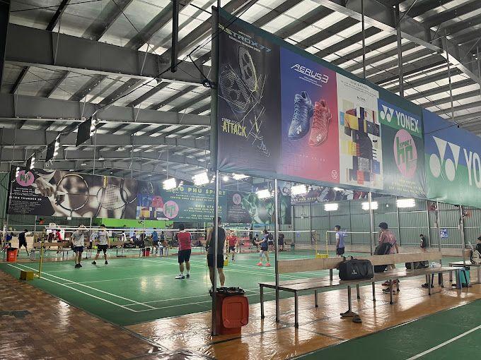 Sân Cầu Lông Hưng Phú 1