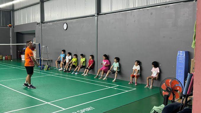 Sân Cầu lông Vân Sport