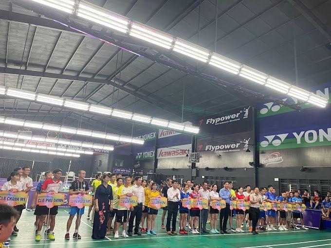 Sân Cầu Lông Ô Tô Văn Hiền