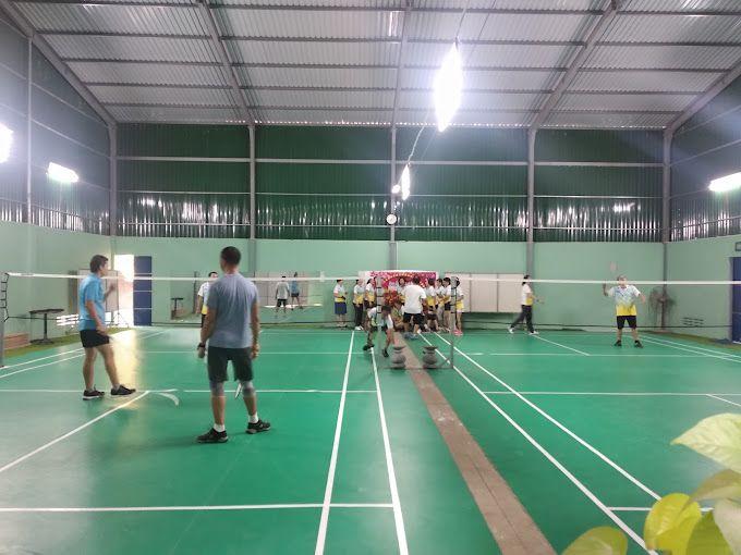 Sân Cầu Lông Hồng Linh