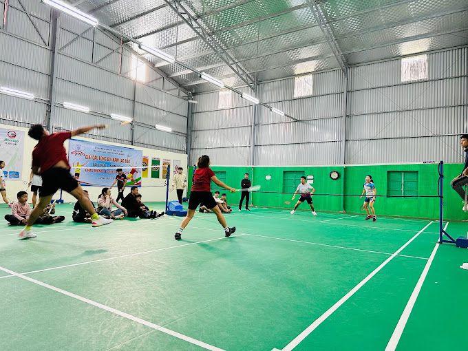 Sân Cầu Lông Lao Bảo