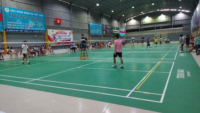 Sân Cầu Lông Trung Ngọc