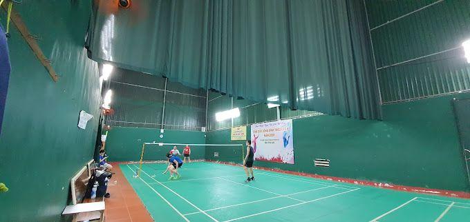 Sân Cầu Lông Bình Triệu