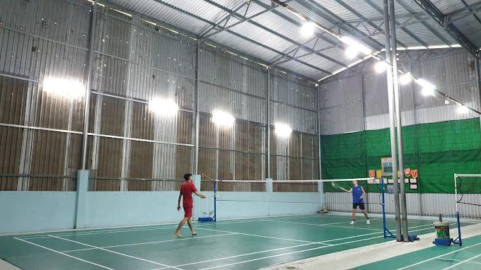 Sân Cầu Lông Cây Trắc