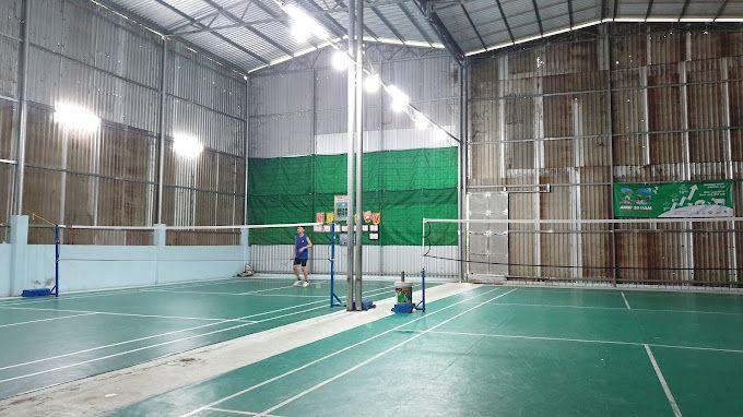 Sân Cầu Lông Cây Trắc