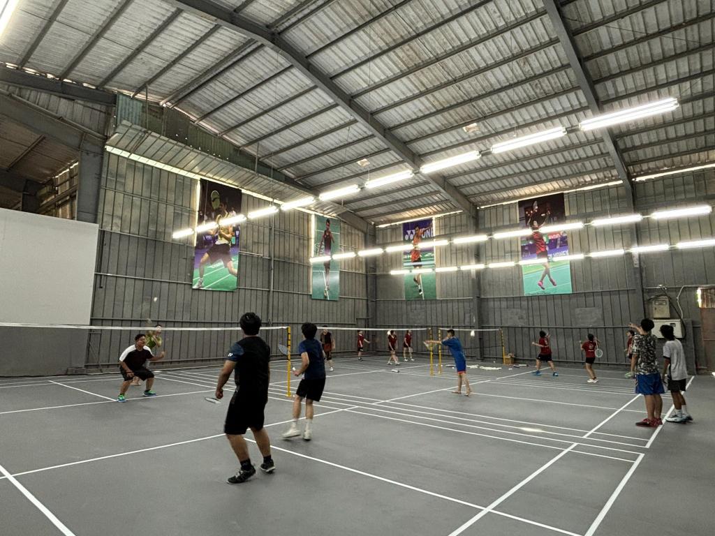 Sân Cầu Lông Trường Đai