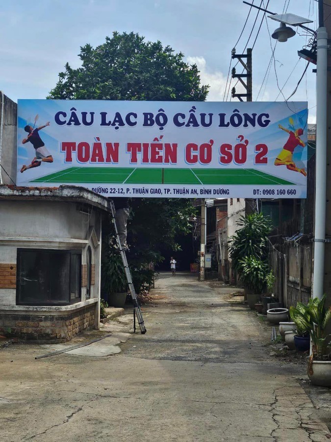 Sân Cầu Lông Toàn Tiến 2