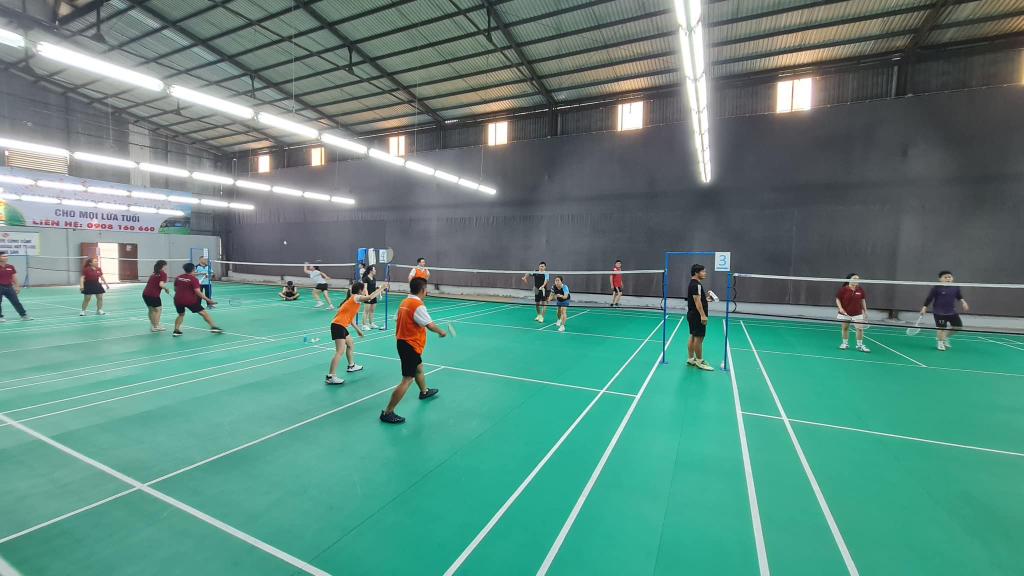 Sân Cầu Lông Toàn Tiến 2