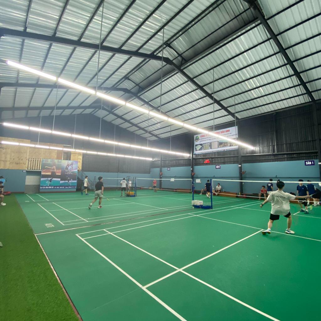 Sân Sầu Lông Hùng Hải