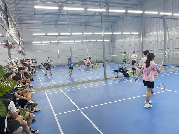 Sân Cầu Lông Tam Dương