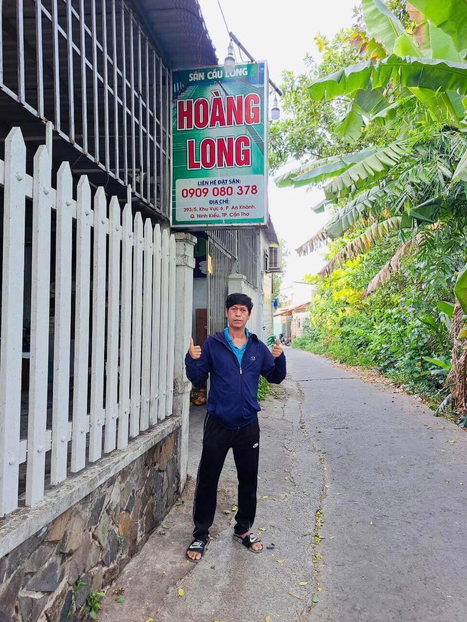 Sân Cầu Lông Hoàng Long