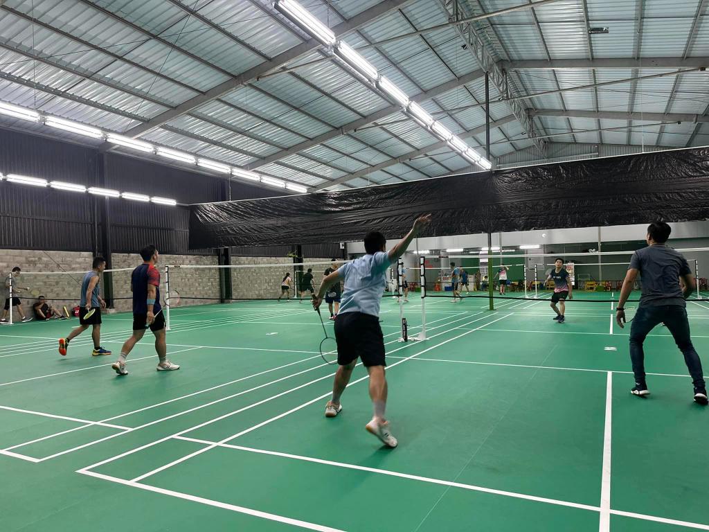 Sân Cầu Lông Nam Cần Thơ