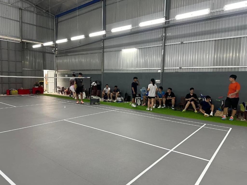 Sân Cầu Lông Thịnh Đạt