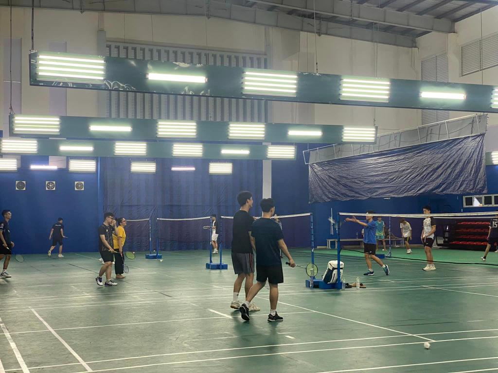 Sân Cầu Lông Đại Học Ngân Hàng TP HCM