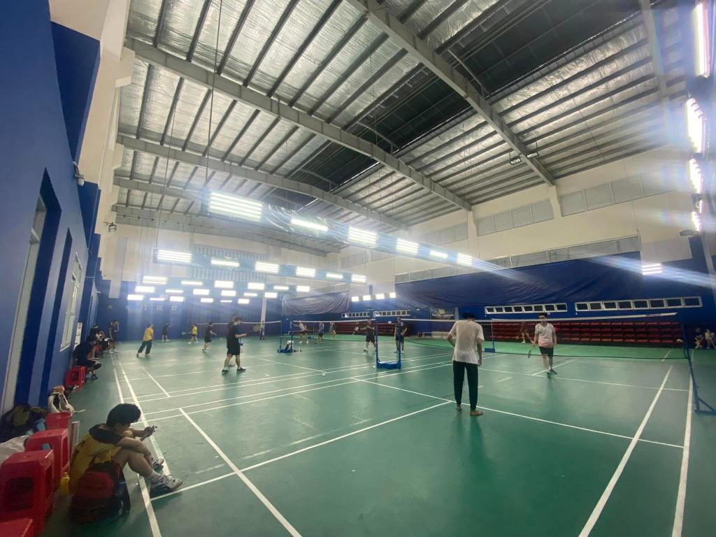 Sân Cầu Lông Đại Học Ngân Hàng TP HCM