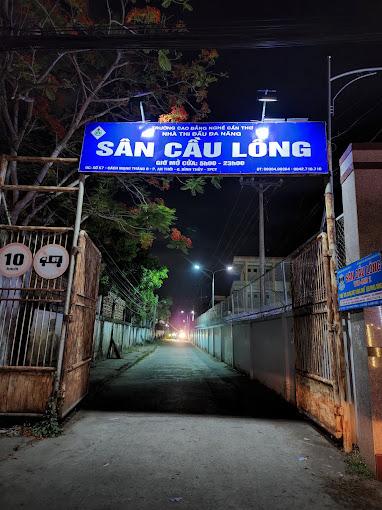 Sân Cầu Lông Cao Đẳng Nghề