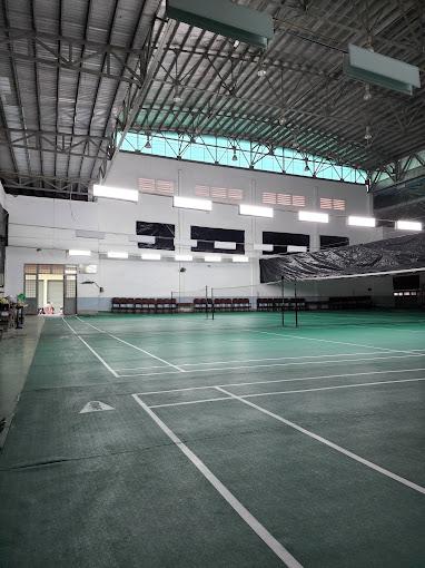 Sân Cầu Lông Cao Đẳng Nghề