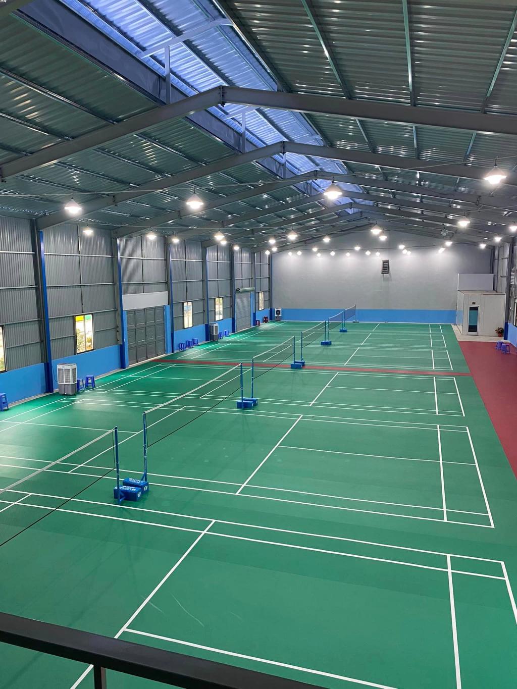 Sân cầu lông Dương Gia