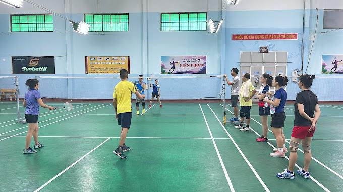 Sân Cầu Lông Biên Phòng