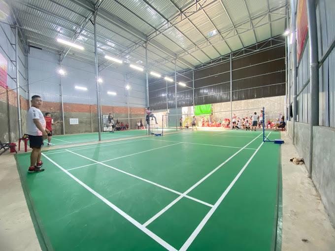 Sân Cầu Lông TH