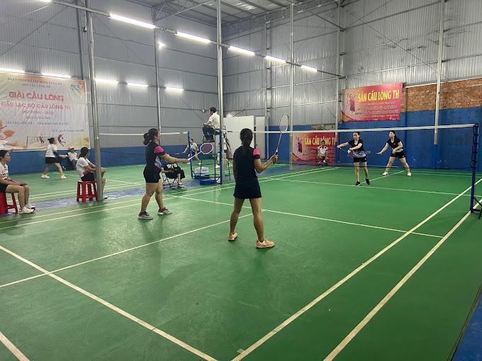 Sân Cầu Lông TH
