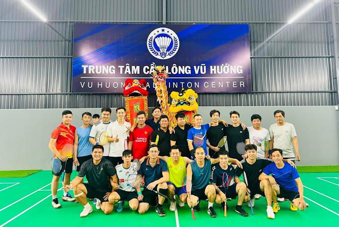 Sân Cầu Lông Vũ Hướng