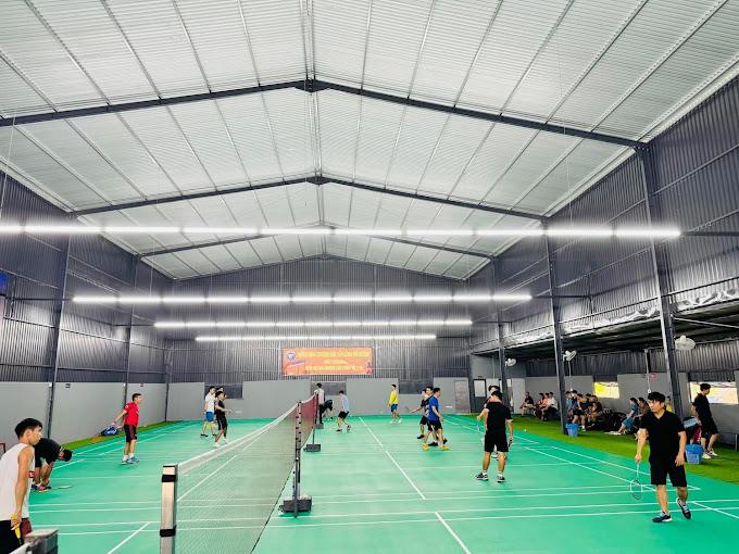 Sân Cầu Lông Vũ Hướng