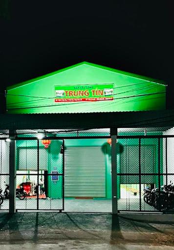 Sân Cầu Lông Trung Tín