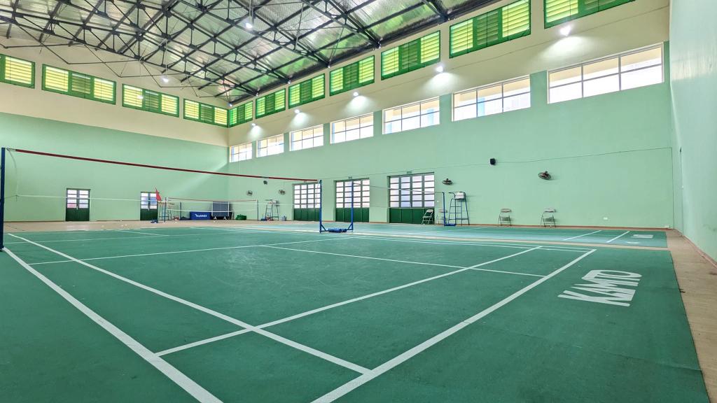 Sân Cầu Lông nhà thi đấu Gia Lâm