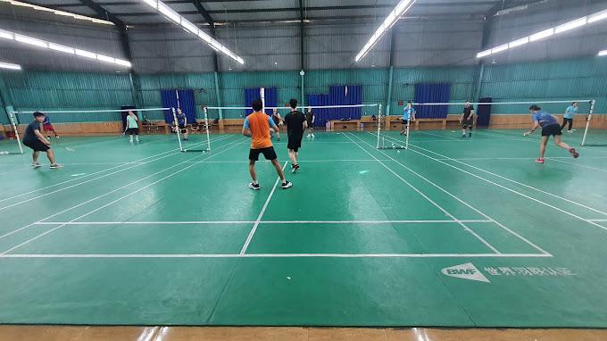 Sân Cầu Lông Hoàng Văn Thụ