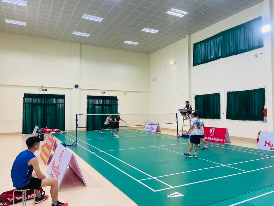 Sân Cầu Lông Trường TH Nam Sơn 2