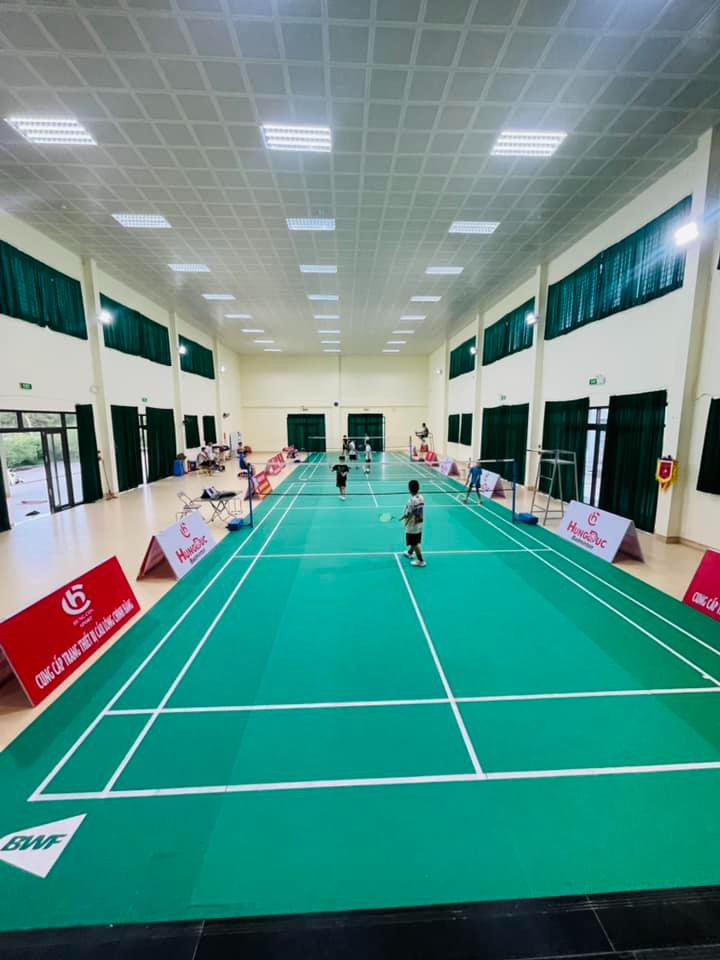 Sân Cầu Lông Trường TH Nam Sơn 2