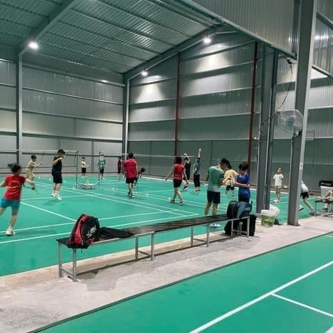 Sân Cầu Lông Hưng Thuỷ