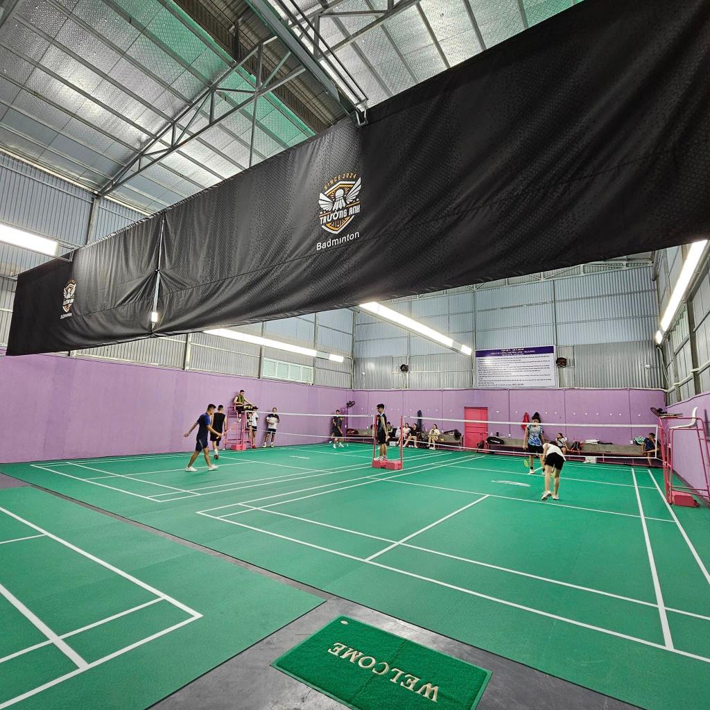Sân Cầu lông Trường Anh