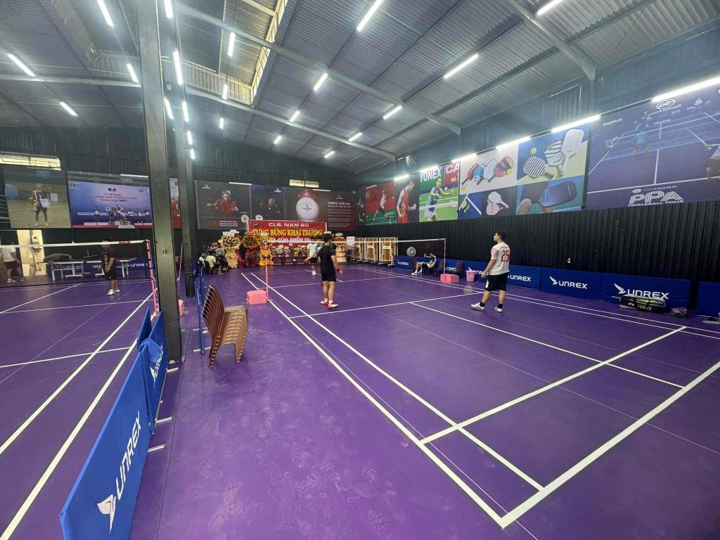 Sân Cầu Lông Đĩnh Bo