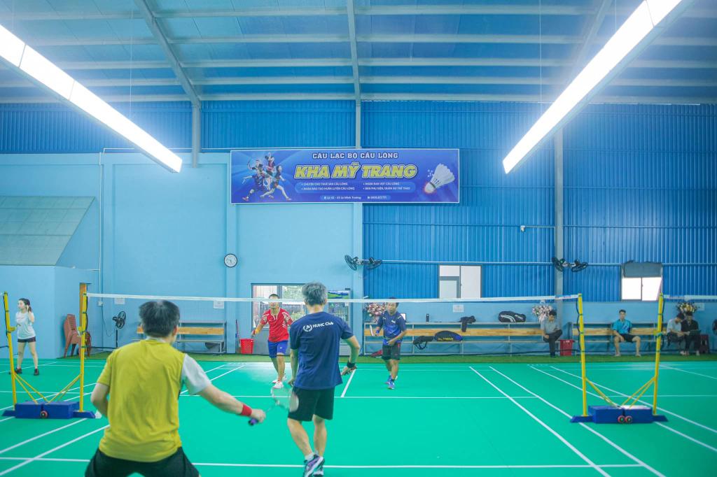 Sân Cầu Lông Kha Mỹ Trang