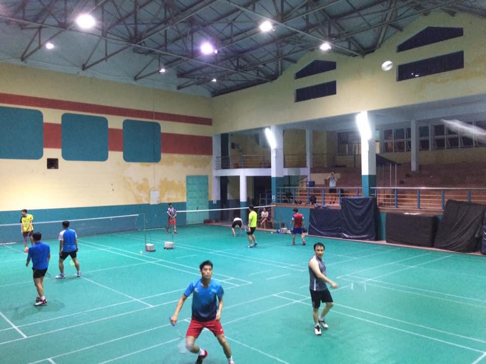 Sân Cầu Lông Trường Hai Bà Trưng Huế